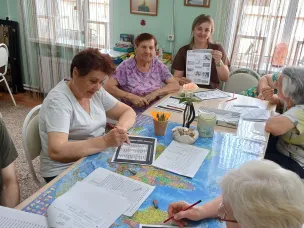 В рамках проекта «Время активных» в социально-реабилитационном отделении дневного пребывания МБУ ЦСО Обливского района прошло занятие по финансовой грамотности для старшего поколения на тему: «Как нас видят мошенники в сети».