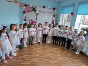 27 марта в социально – реабилитационном отделении дневного пребывания МБУ ЦСО Обливского района состоялось мероприятие «Заряд творчества», на котором чествовали именинниц февраля и марта.