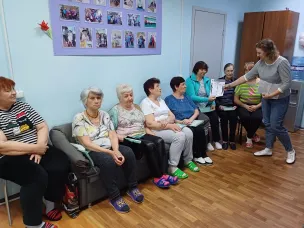 В рамках проекта «Время активных» в социально-реабилитационном отделении дневного пребывания МБУ ЦСО Обливского района прошло занятие с получателями социальных услуг на тему «Мошенник VS инвестконсультант: распознайте мошенника под маской инвестконсультанта».