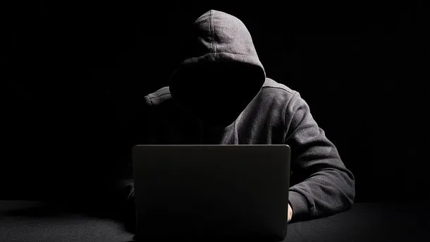 Дропперство: как защитить подростков от вовлечения в мошеннические схемы